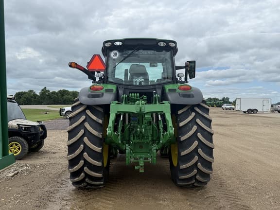 Image of John Deere 6R 155 equipment image 3