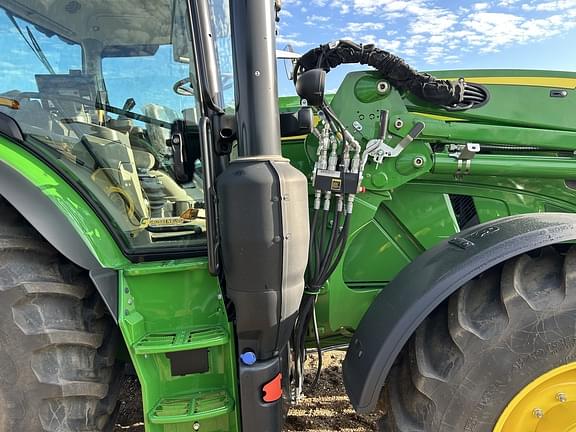 Image of John Deere 6R 155 equipment image 3
