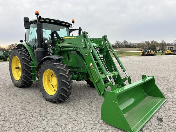 Image of John Deere 6R 155 equipment image 3