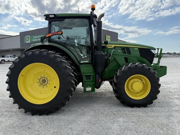 Image of John Deere 6R 155 equipment image 4
