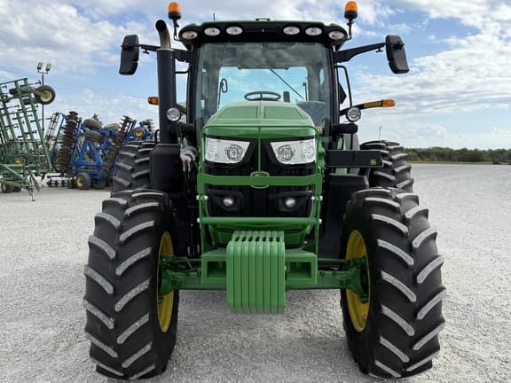 Image of John Deere 6R 155 equipment image 1
