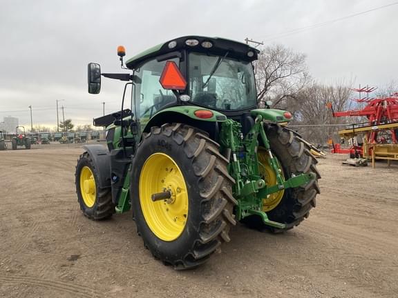 Image of John Deere 6R 155 equipment image 3