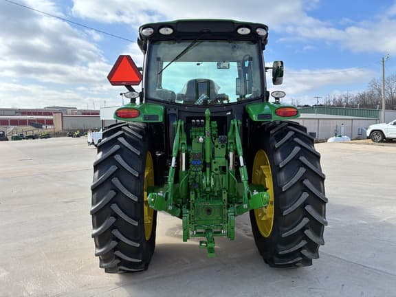 Image of John Deere 6R 155 equipment image 3
