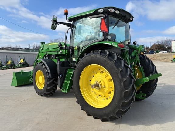 Image of John Deere 6R 155 equipment image 2
