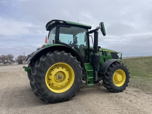 Image of John Deere 6R 155 equipment image 4