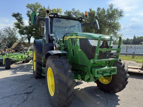 Image of John Deere 6R 155 equipment image 3
