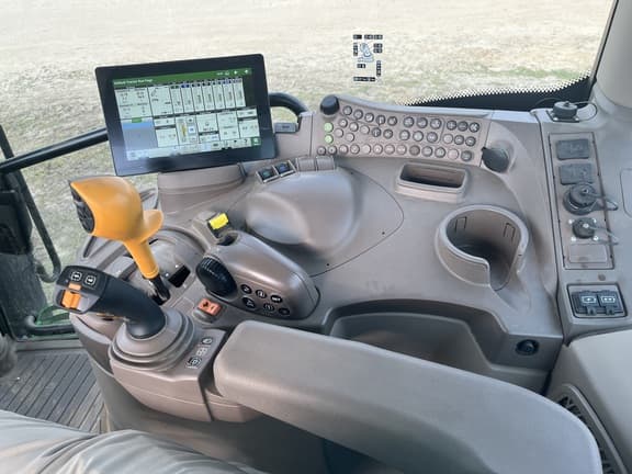 Image of John Deere 6R 155 equipment image 4