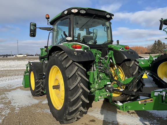 Image of John Deere 6R 155 equipment image 2