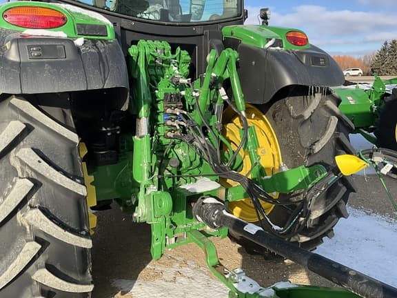 Image of John Deere 6R 155 equipment image 3