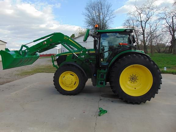 Image of John Deere 6R 155 equipment image 1
