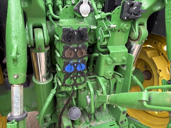 Image of John Deere 6R 155 equipment image 4