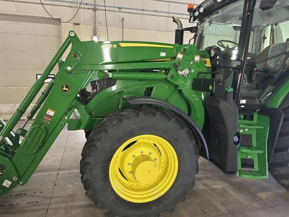 Image of John Deere 6R 155 equipment image 3