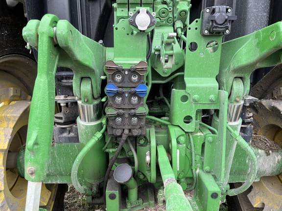 Image of John Deere 6R 155 equipment image 2