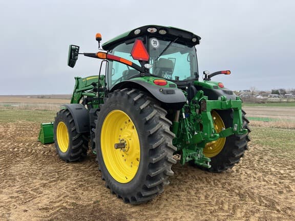 Image of John Deere 6R 155 equipment image 2