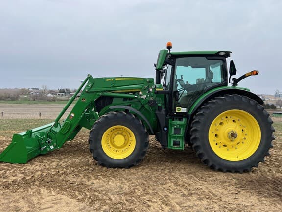 Image of John Deere 6R 155 equipment image 1