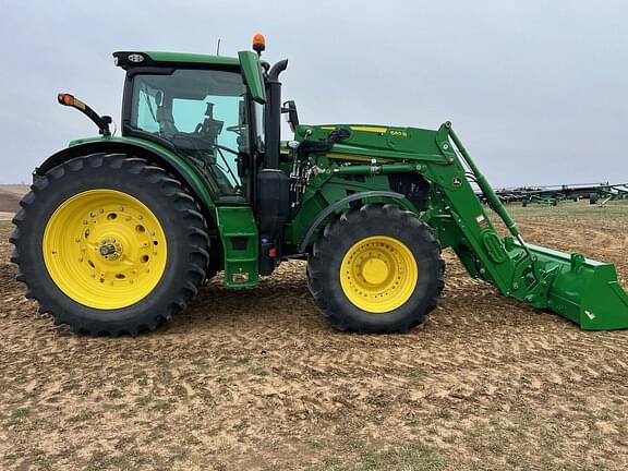 Image of John Deere 6R 155 equipment image 4