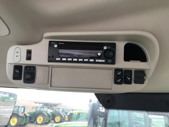 Image of John Deere 6R 155 equipment image 3