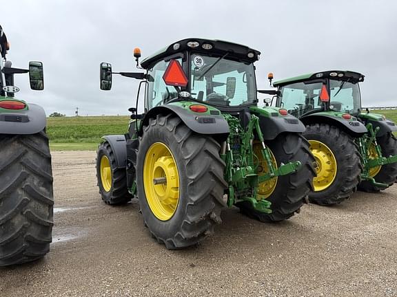 Image of John Deere 6R 155 equipment image 3