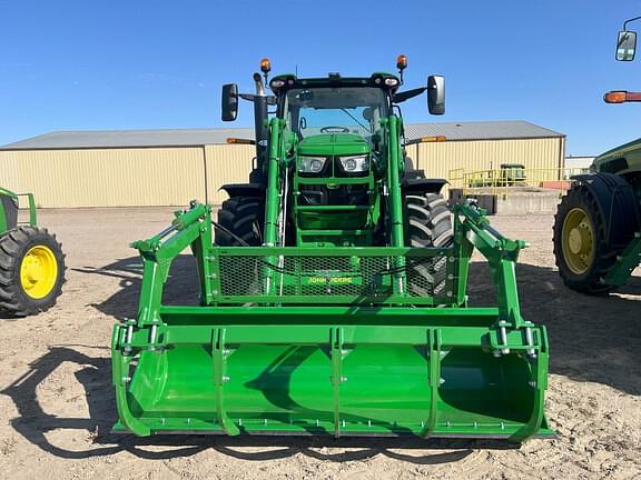 Image of John Deere 6R 155 equipment image 4