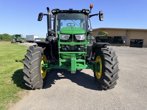 Image of John Deere 6R 155 equipment image 4