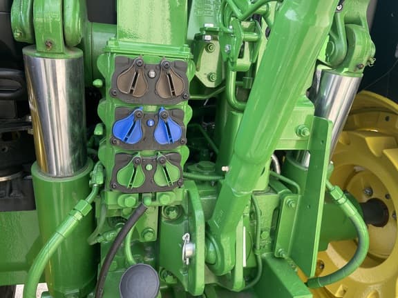 Image of John Deere 6R 155 equipment image 3