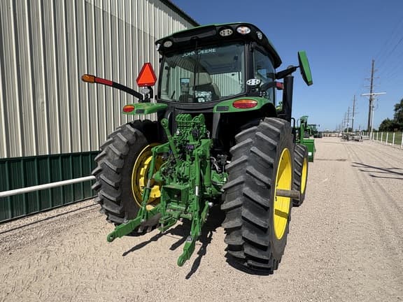 Image of John Deere 6R 155 equipment image 2