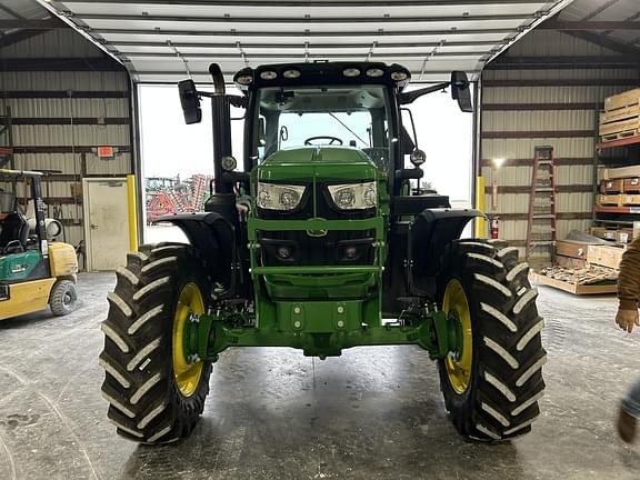 Image of John Deere 6R 155 equipment image 2