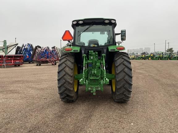 Image of John Deere 6R 155 equipment image 4