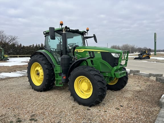 Image of John Deere 6R 155 equipment image 4