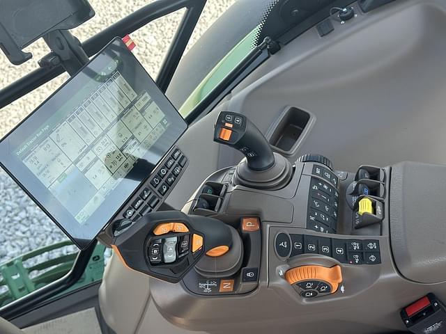 Image of John Deere 6R 155 equipment image 4