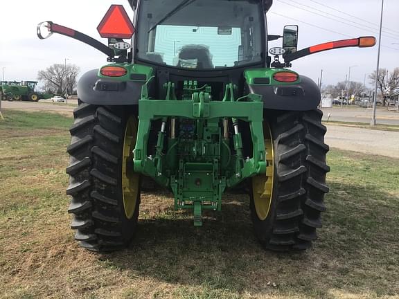 Image of John Deere 6R 155 equipment image 4