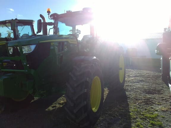 Image of John Deere 6R 155 equipment image 3