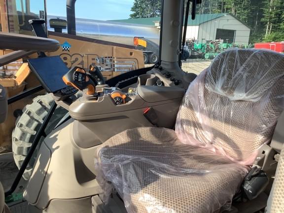 Image of John Deere 6R 155 equipment image 4