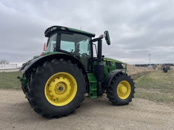 Image of John Deere 6R 155 equipment image 3