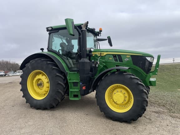 Image of John Deere 6R 155 equipment image 4