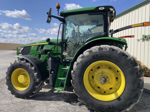 Image of John Deere 6R 155 equipment image 2