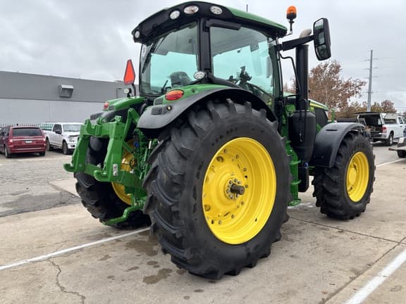 Image of John Deere 6R 155 equipment image 4