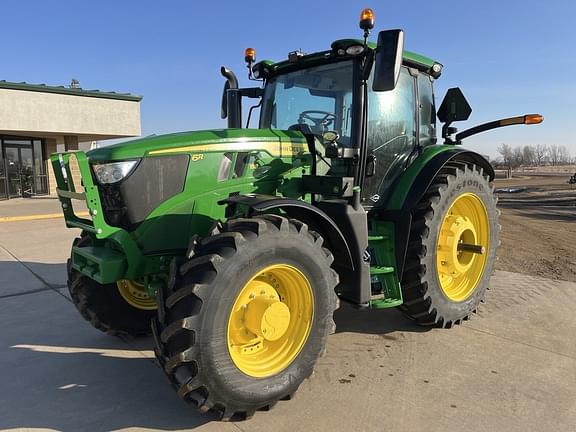 Image of John Deere 6R 155 equipment image 1