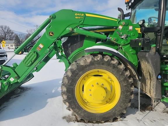 Image of John Deere 6R 155 equipment image 2