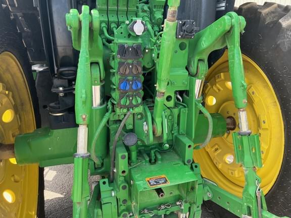 Image of John Deere 6R 155 equipment image 4