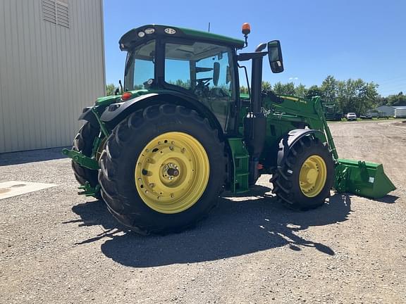 Image of John Deere 6R 155 equipment image 4