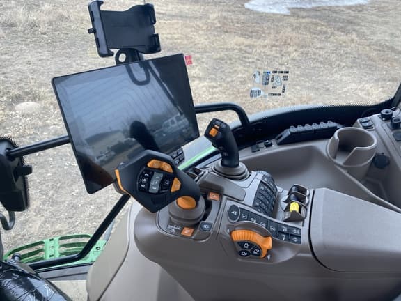 Image of John Deere 6R 165 equipment image 4