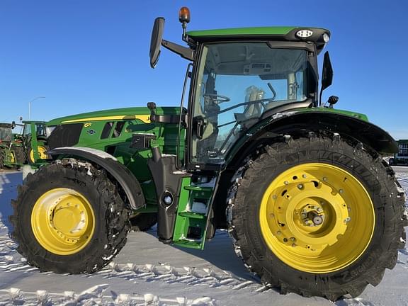 Image of John Deere 6R 165 equipment image 2