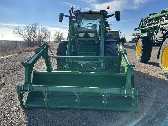 Image of John Deere 6R 165 equipment image 4