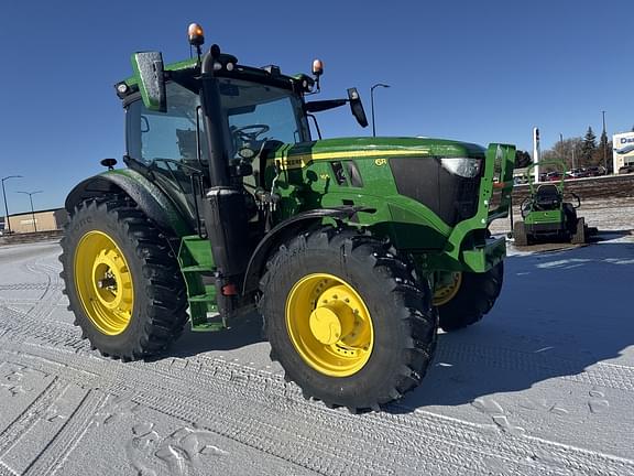 Image of John Deere 6R 165 equipment image 1