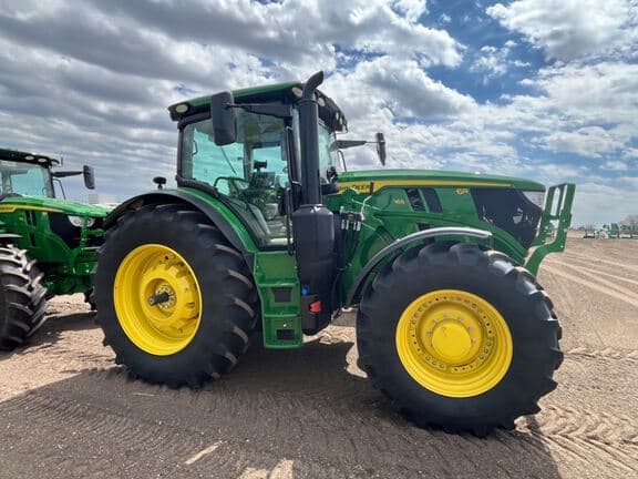 Image of John Deere 6R 165 equipment image 1