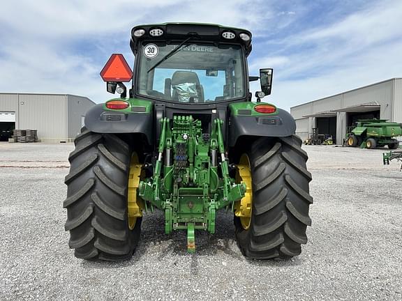 Image of John Deere 6R 165 equipment image 3