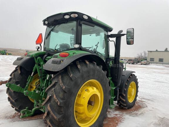Image of John Deere 6R 165 equipment image 4