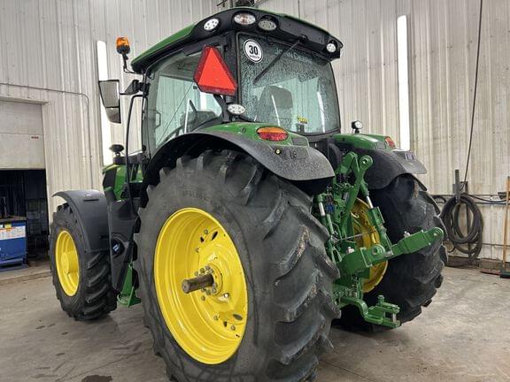 Image of John Deere 6R 165 equipment image 3