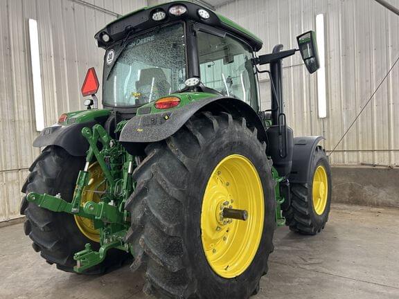 Image of John Deere 6R 165 equipment image 4